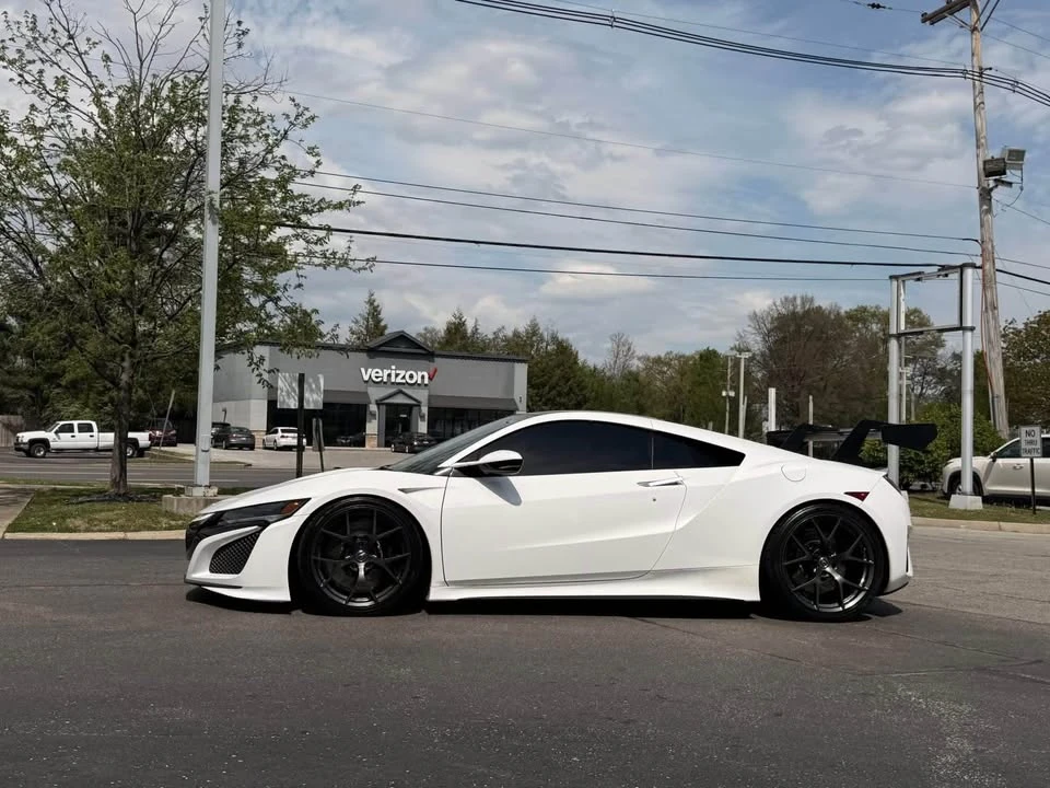 2017 Acura NC1 NSX - Image 2 of 13