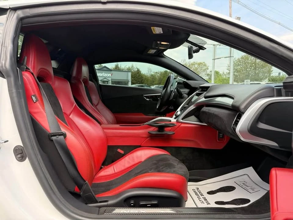 2017 Acura NC1 NSX - Image 9 of 13