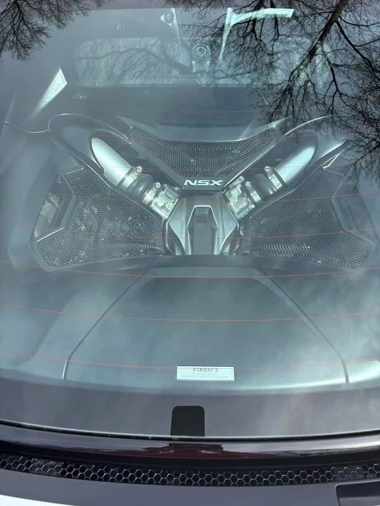 2017 Acura NC1 NSX - Image 3 of 7