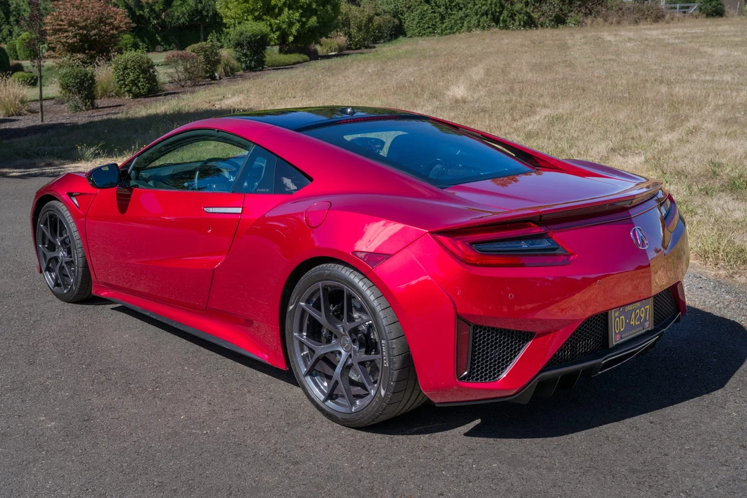 2017 Acura NC1 NSX - Image 17 of 31