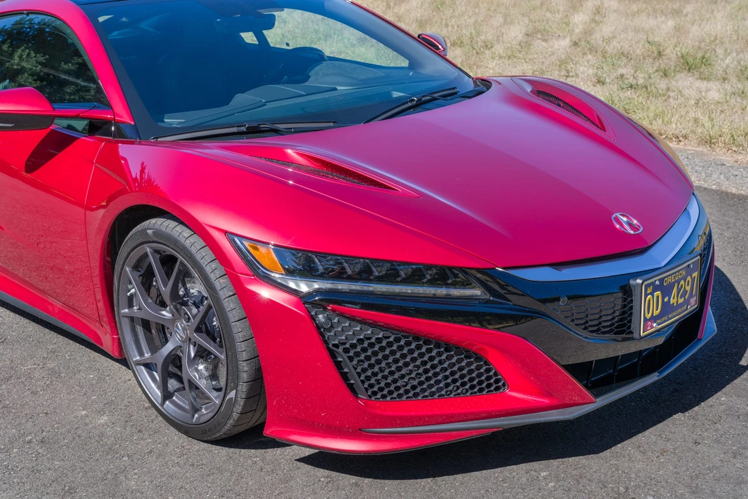 2017 Acura NC1 NSX - Image 23 of 31