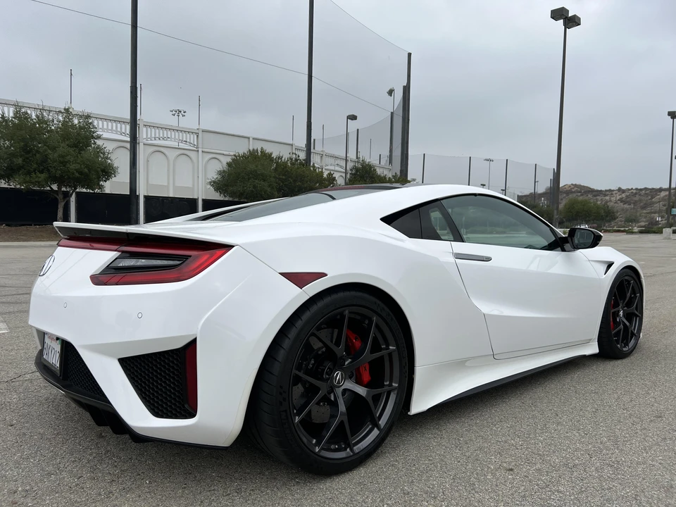 2017 Acura NC1 NSX - Image 26 of 31