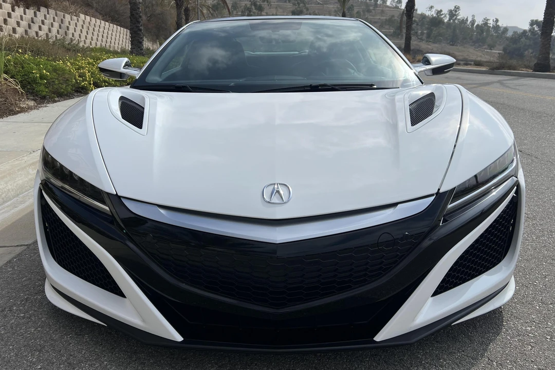 2017 Acura NC1 NSX - Image 2 of 31