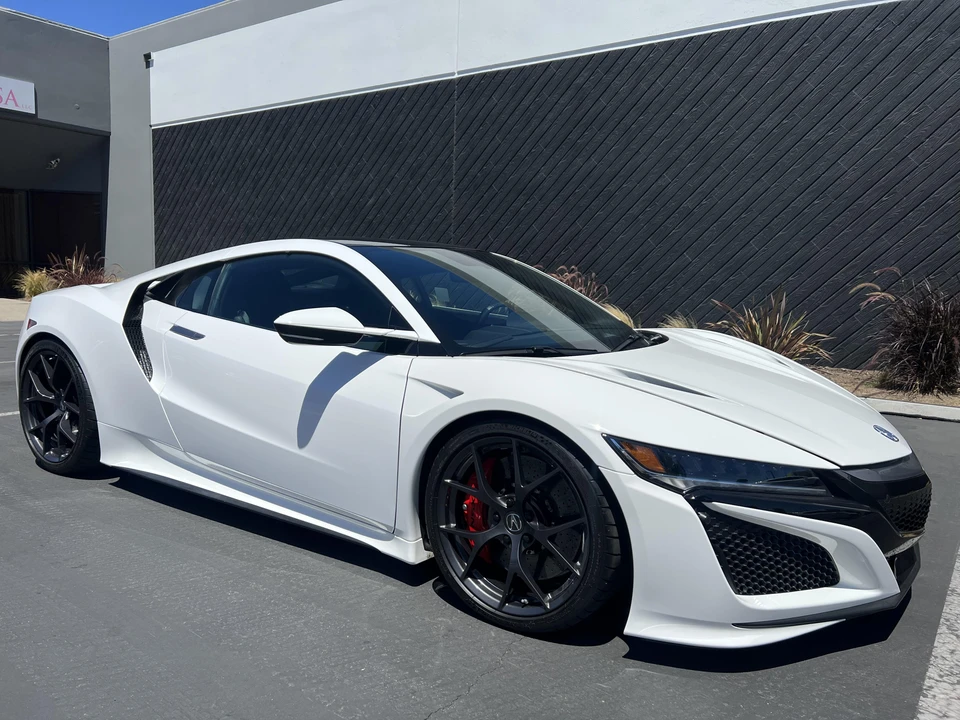 2017 Acura NC1 NSX - Image 28 of 31
