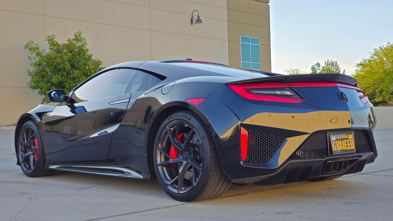 2017 Acura NC1 NSX - Image 14 of 31