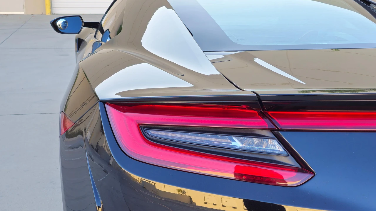 2017 Acura NC1 NSX - Image 30 of 31