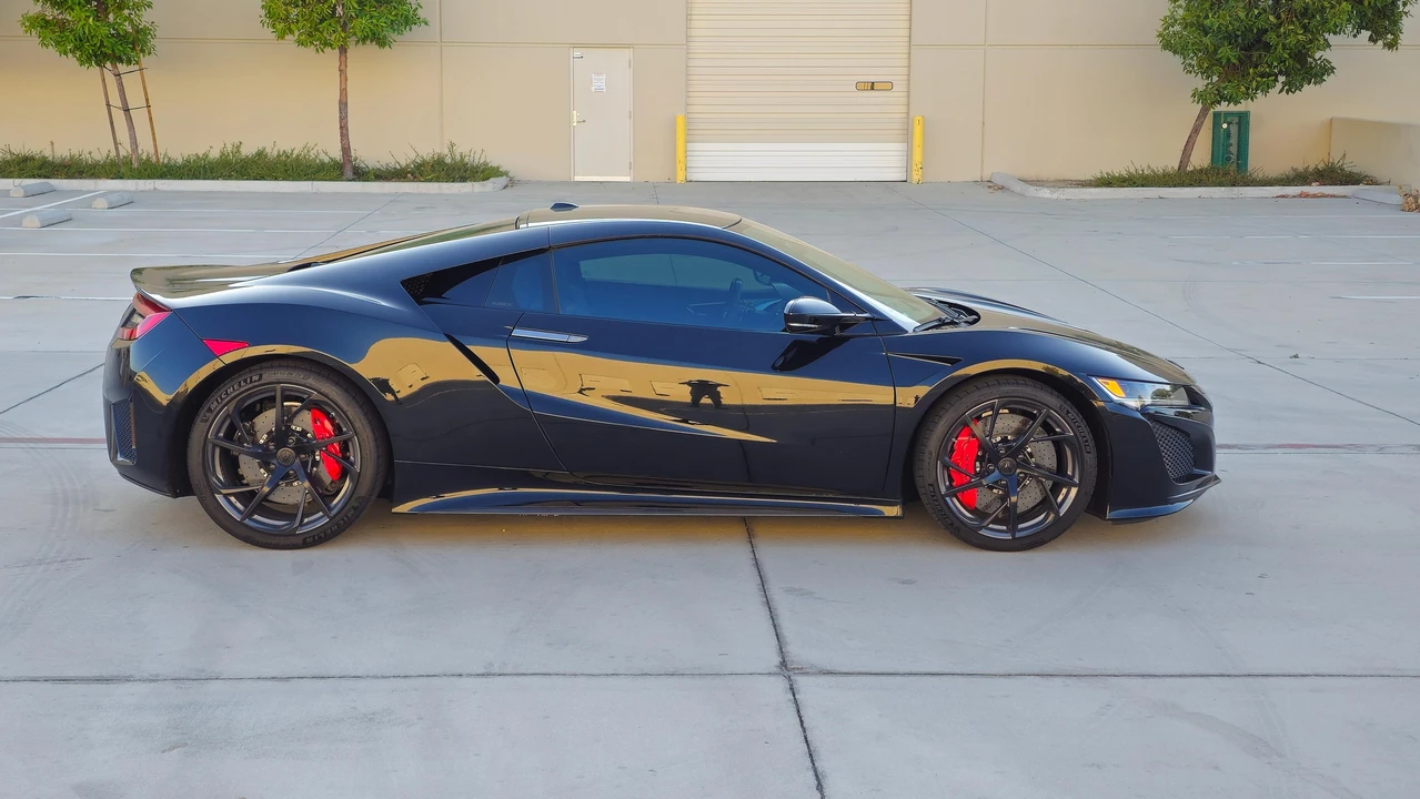 2017 Acura NC1 NSX - Image 22 of 31