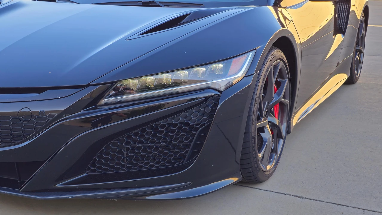 2017 Acura NC1 NSX - Image 27 of 31