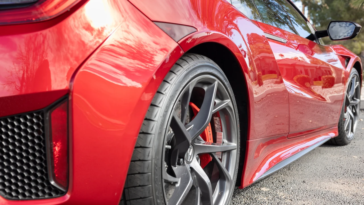 2017 Acura NC1 NSX - Image 15 of 31