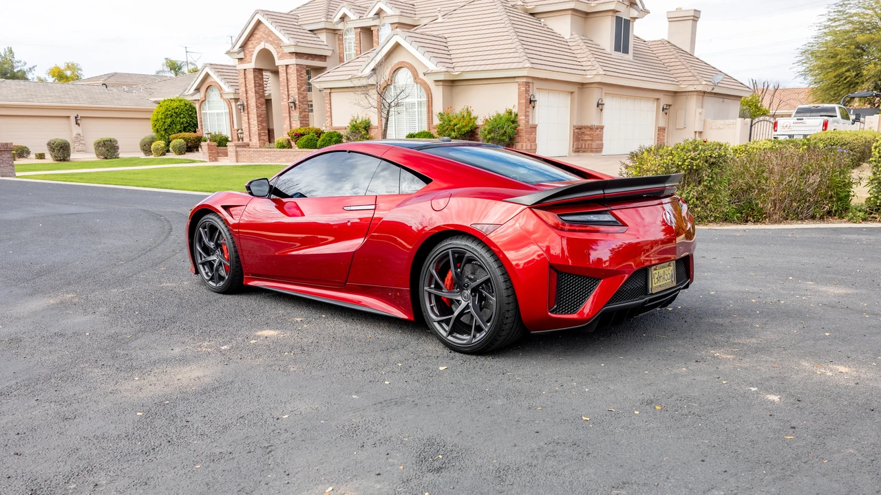 2017 Acura NC1 NSX - Image 7 of 31