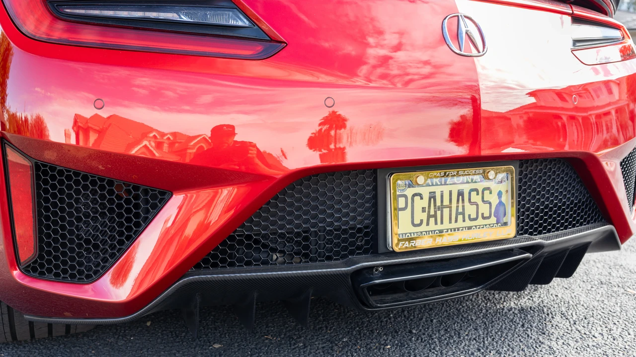 2017 Acura NC1 NSX - Image 27 of 31