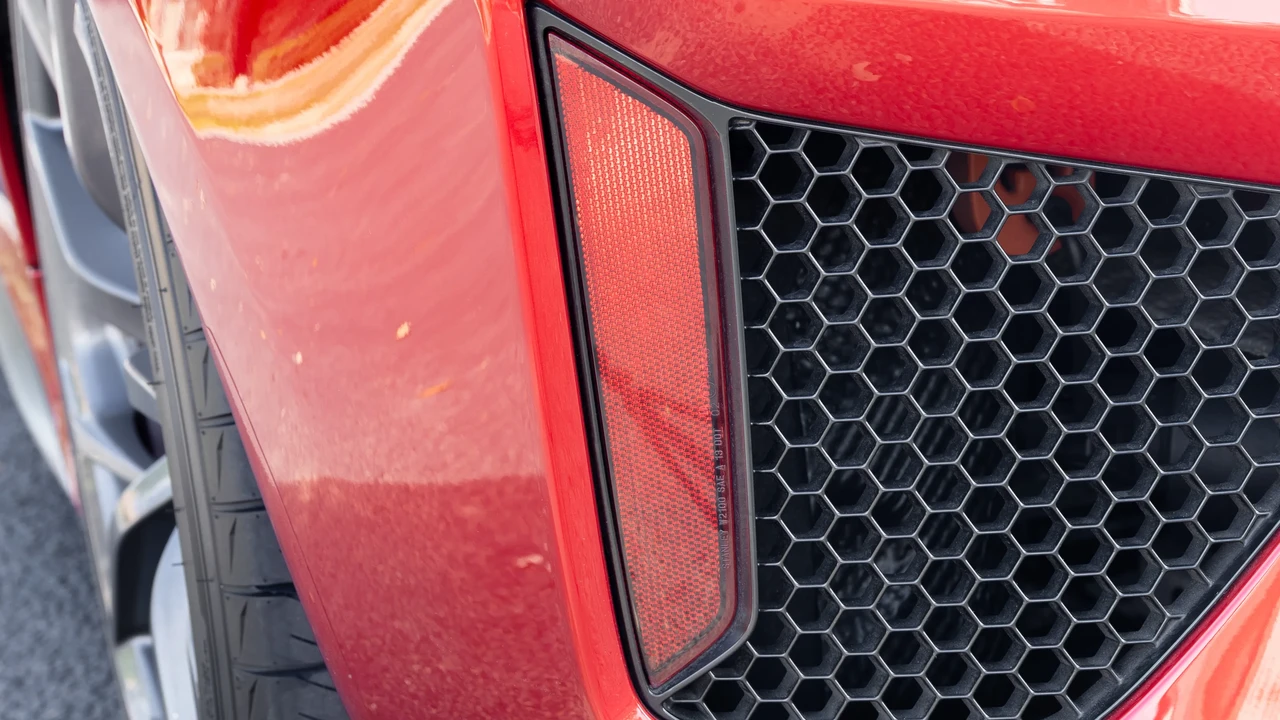 2017 Acura NC1 NSX - Image 24 of 31