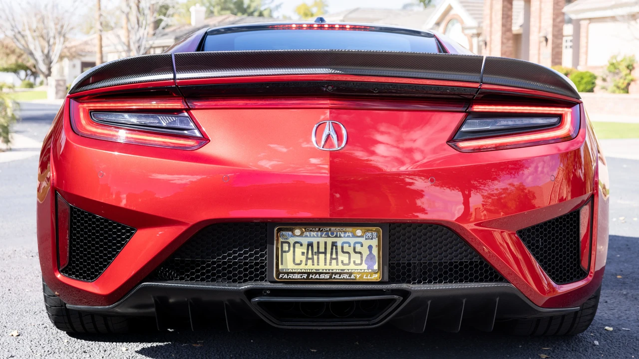 2017 Acura NC1 NSX - Image 20 of 31