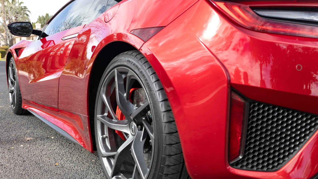 2017 Acura NC1 NSX - Image 14 of 31