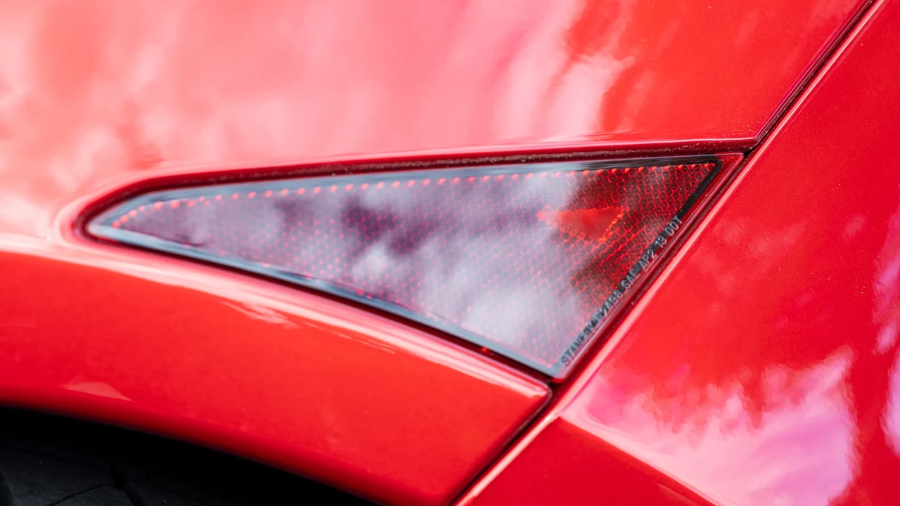 2017 Acura NC1 NSX - Image 25 of 31