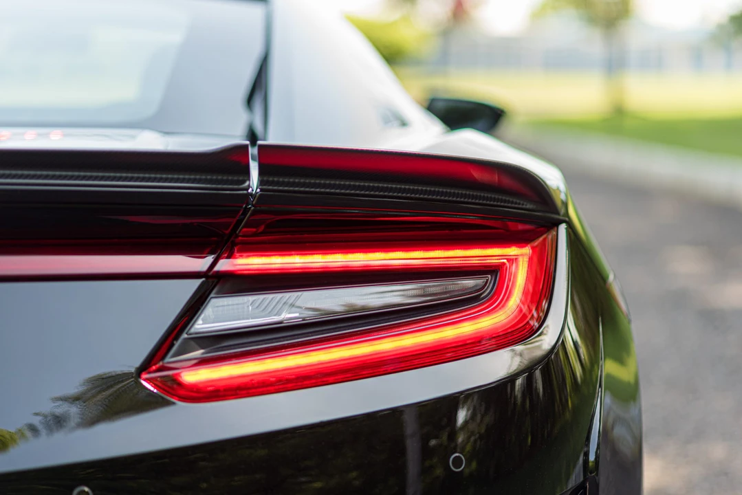 2017 Acura NC1 NSX - Image 26 of 31