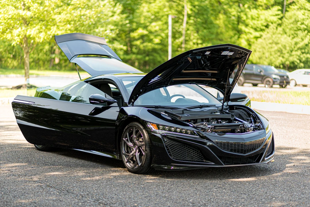 2017 Acura NC1 NSX - Image 12 of 31