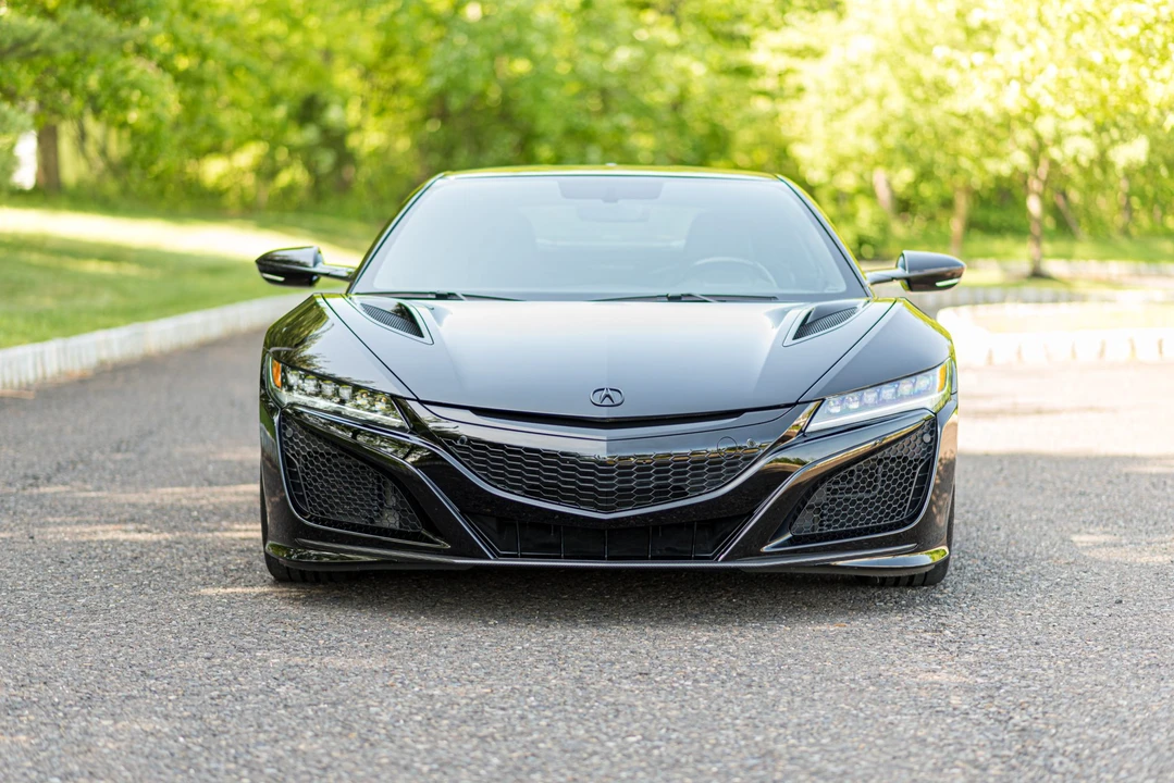 2017 Acura NC1 NSX - Image 2 of 31