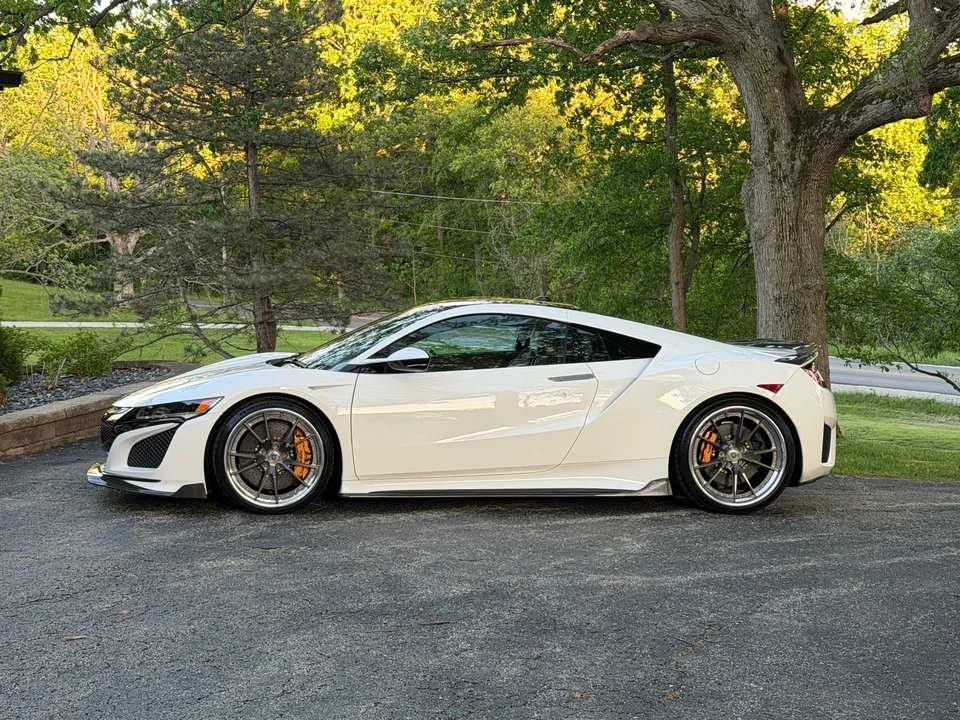 2017 Acura NC1 NSX - Image 16 of 31