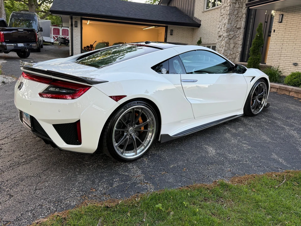 2017 Acura NC1 NSX - Image 20 of 31