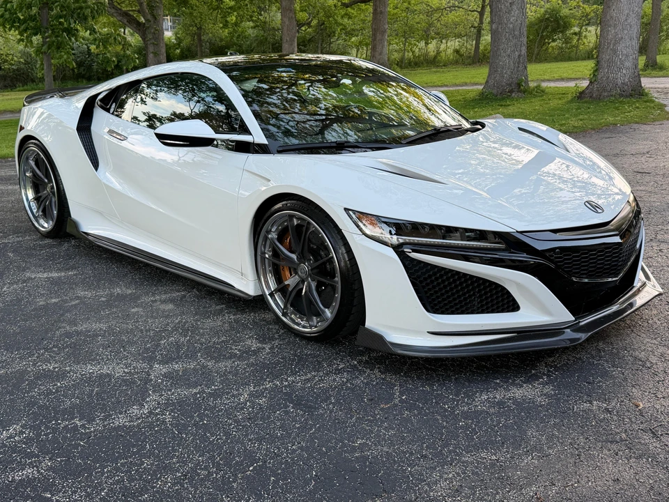 2017 Acura NC1 NSX - Image 21 of 31