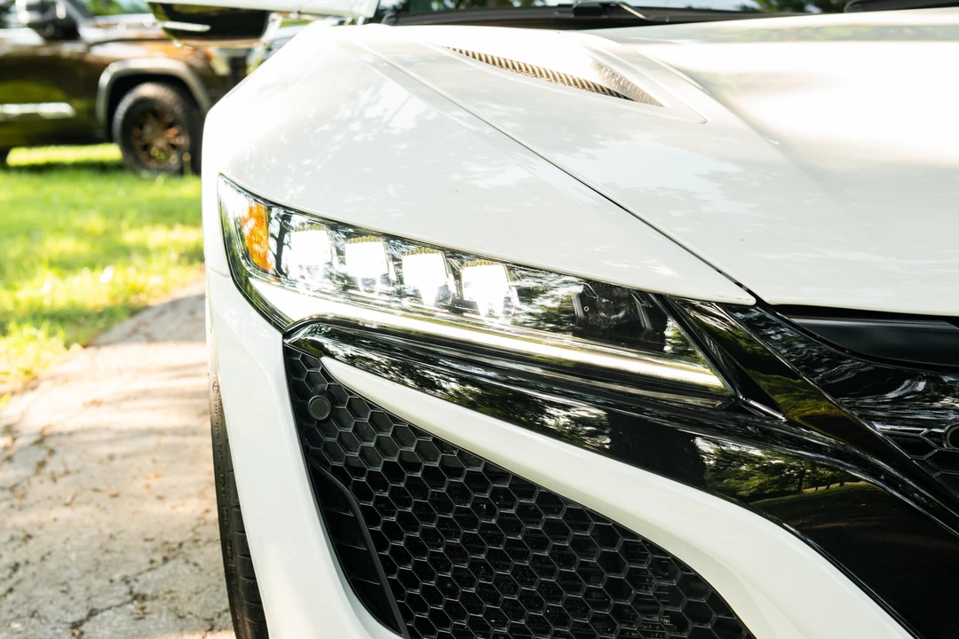 2017 Acura NC1 NSX - Image 24 of 31