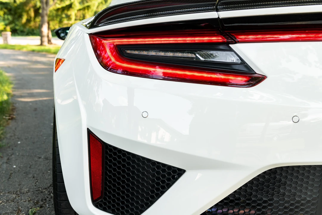 2017 Acura NC1 NSX - Image 29 of 31