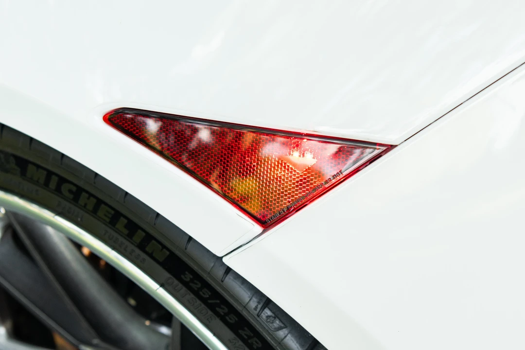 2017 Acura NC1 NSX - Image 28 of 31