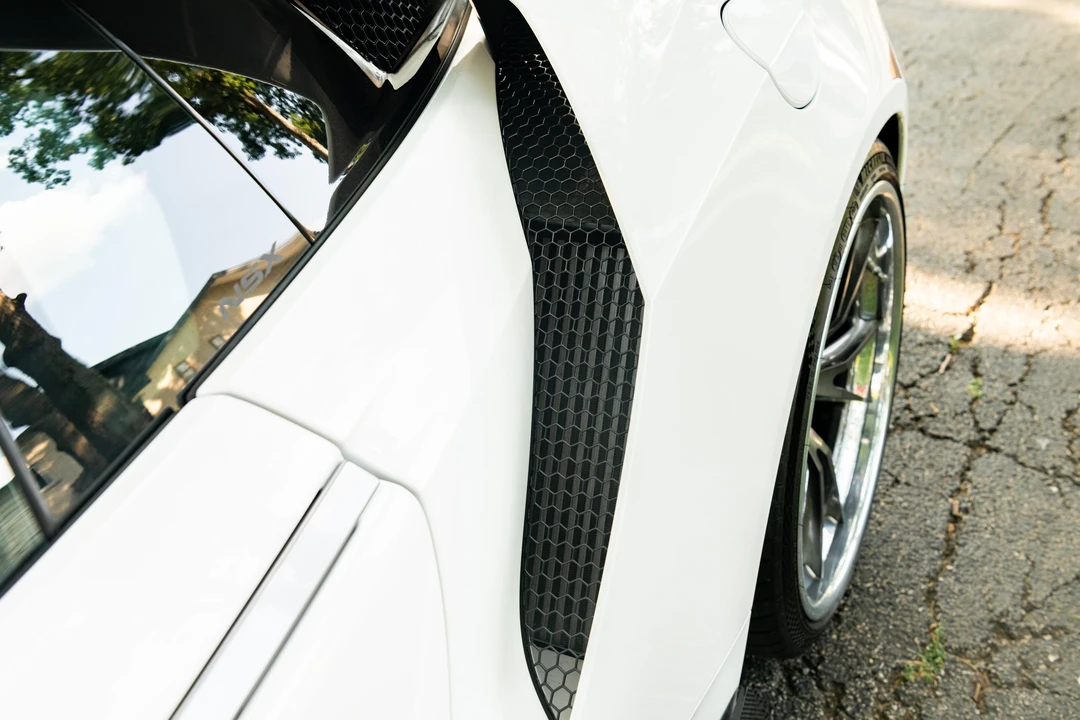 2017 Acura NC1 NSX - Image 27 of 31