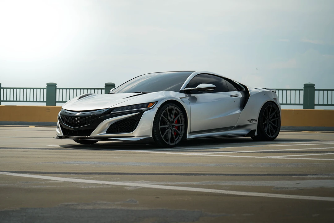 2017 Acura NC1 NSX - Image 2 of 9