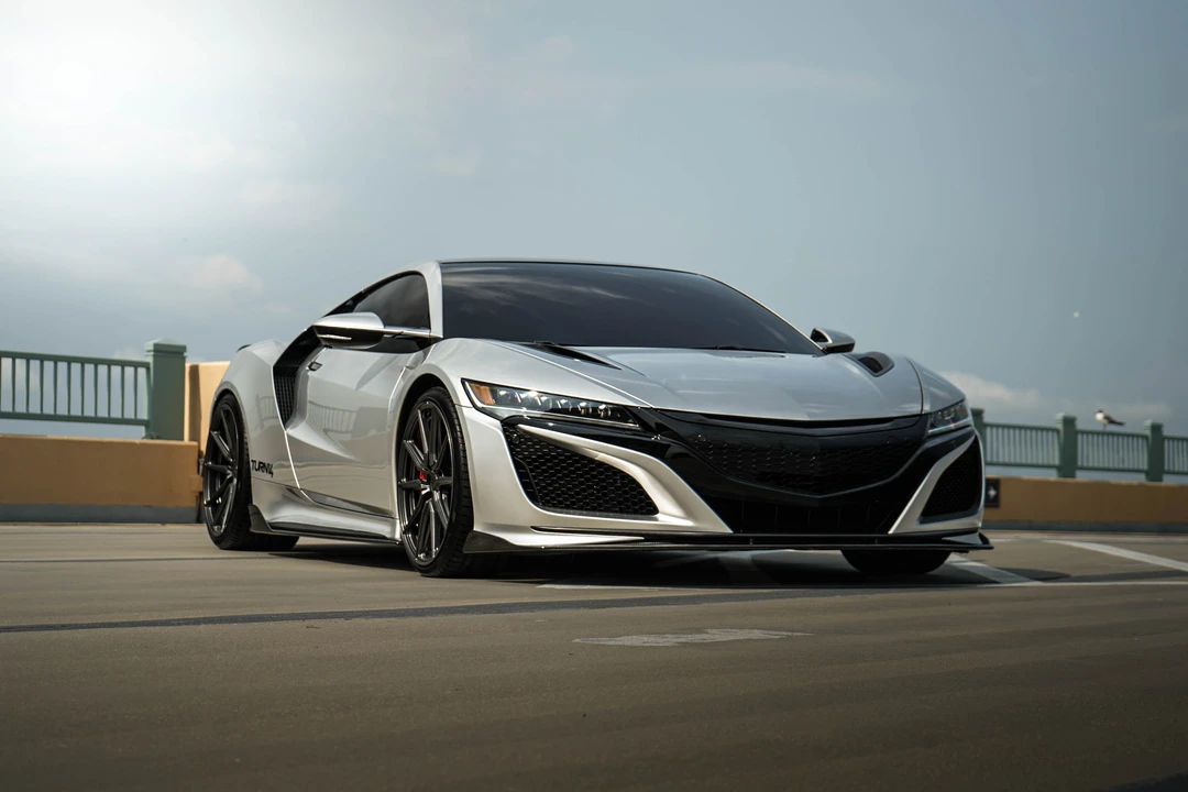 2017 Acura NC1 NSX - Image 3 of 9