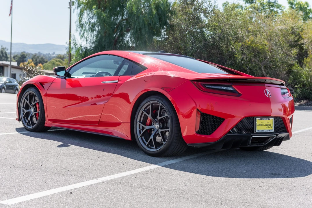 2017 Acura NC1 NSX - Image 10 of 31
