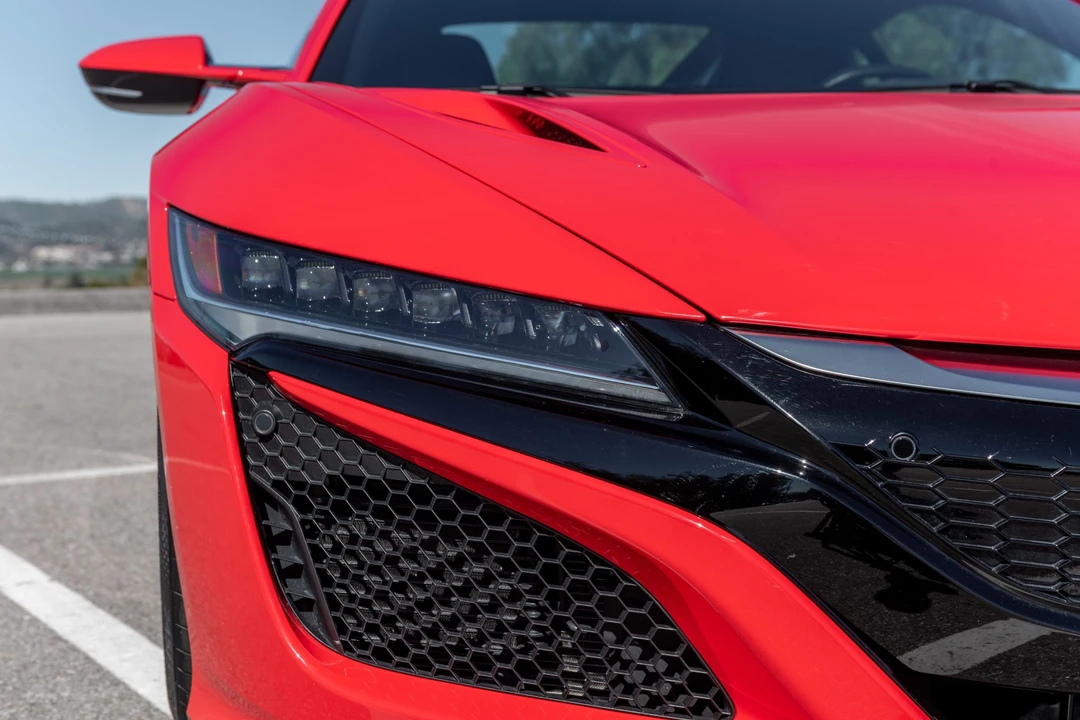 2017 Acura NC1 NSX - Image 28 of 31