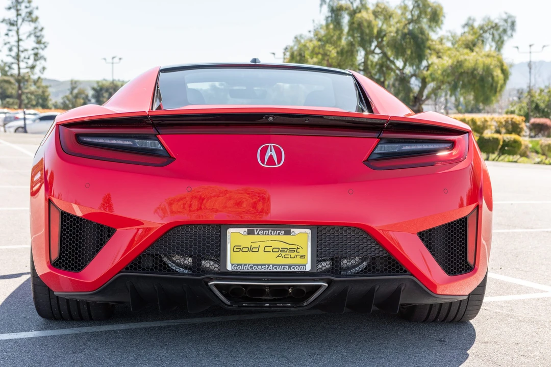 2017 Acura NC1 NSX - Image 8 of 31