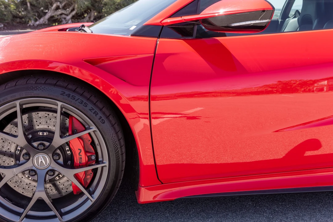 2017 Acura NC1 NSX - Image 13 of 31