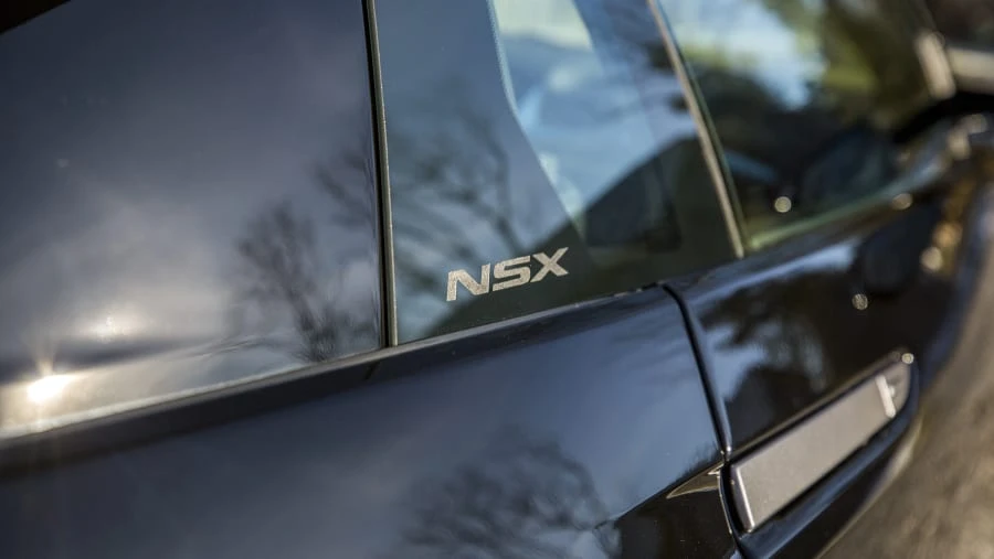 2017 Acura NC1 NSX - Image 10 of 20