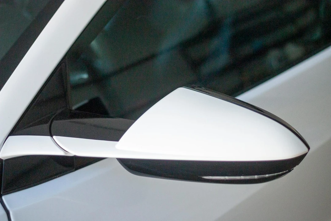 2017 Acura NC1 NSX - Image 13 of 31