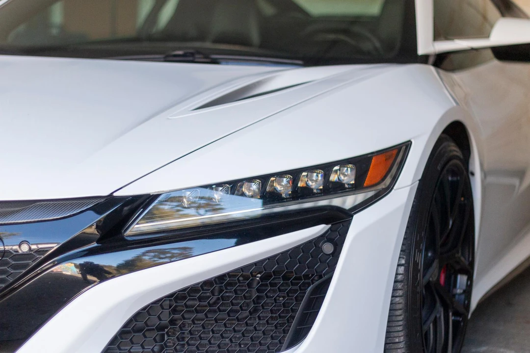 2017 Acura NC1 NSX - Image 10 of 31