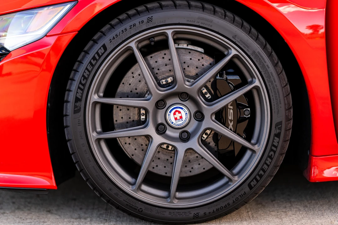 2017 Acura NC1 NSX - Image 23 of 31