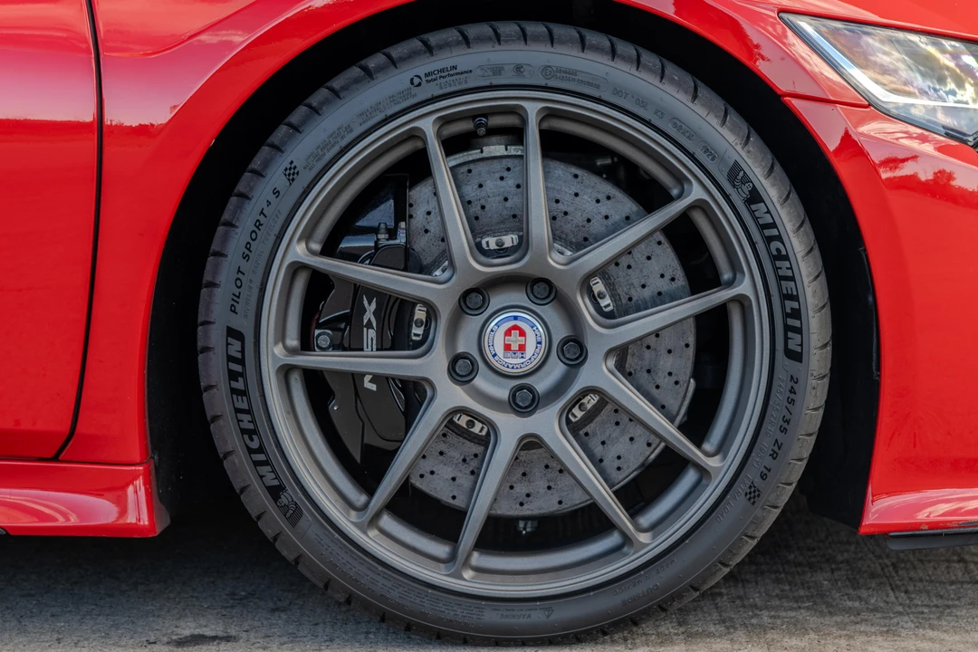 2017 Acura NC1 NSX - Image 26 of 31