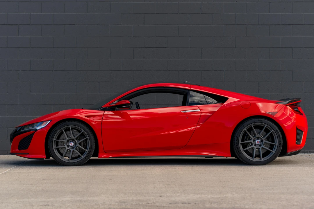 2017 Acura NC1 NSX - Image 8 of 31