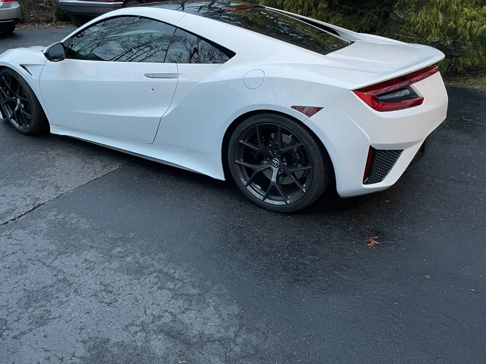 2017 Acura NC1 NSX - Image 23 of 31