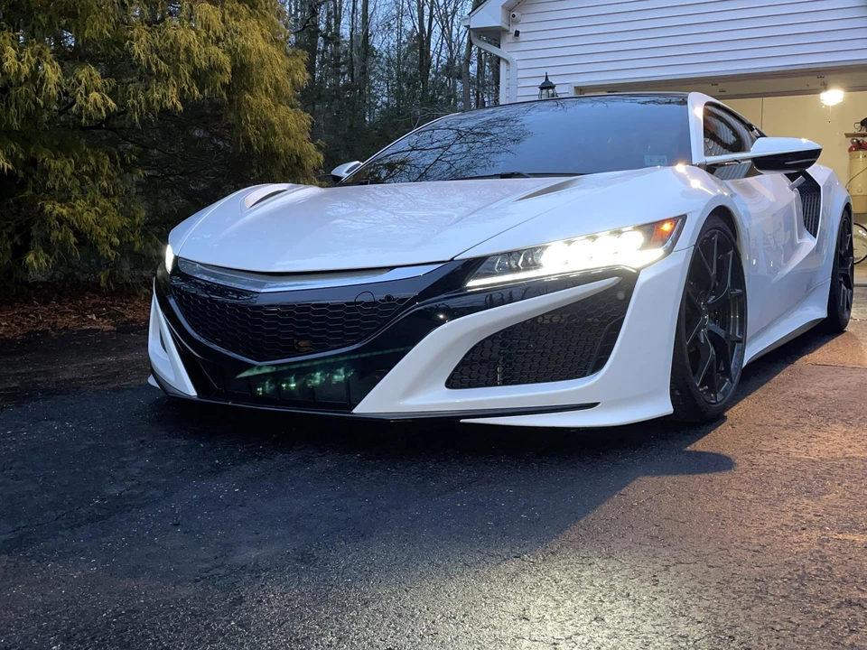 2017 Acura NC1 NSX - Image 27 of 31