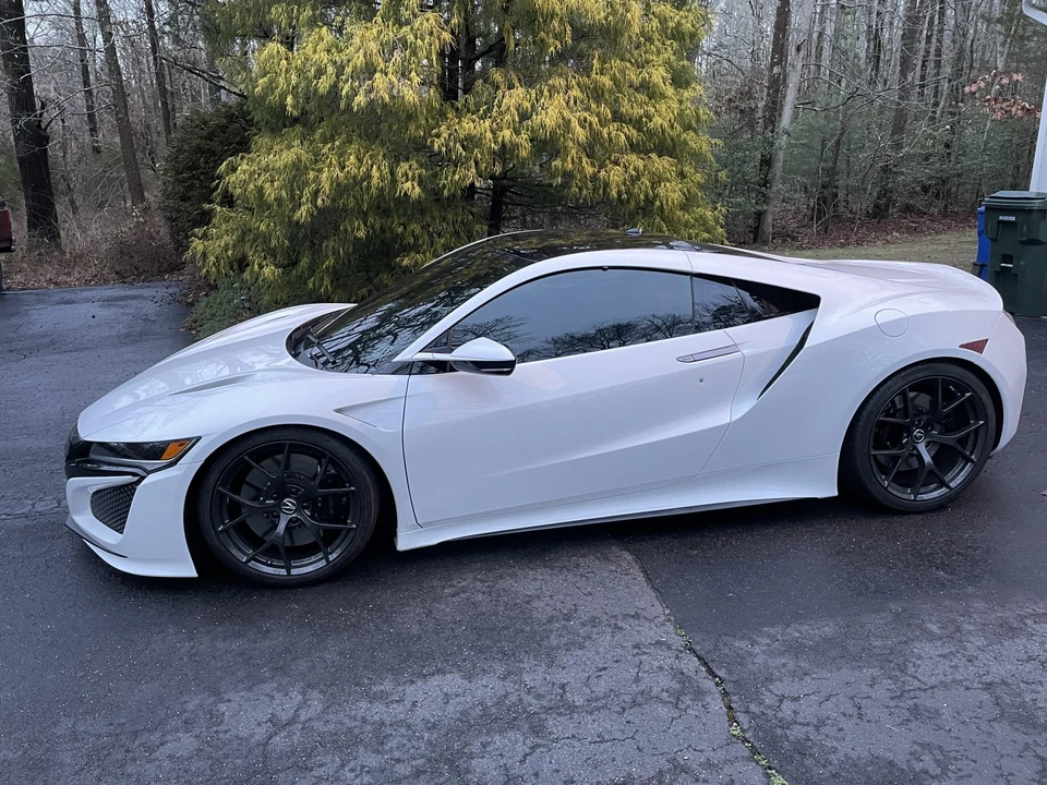 2017 Acura NC1 NSX - Image 2 of 31