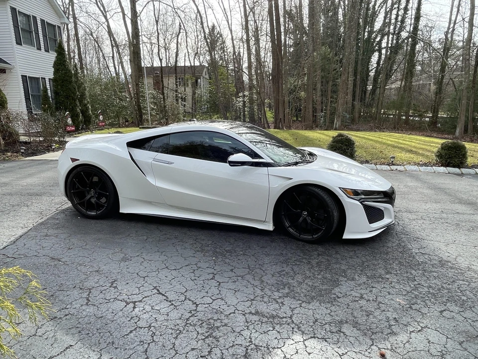 2017 Acura NC1 NSX - Image 5 of 31