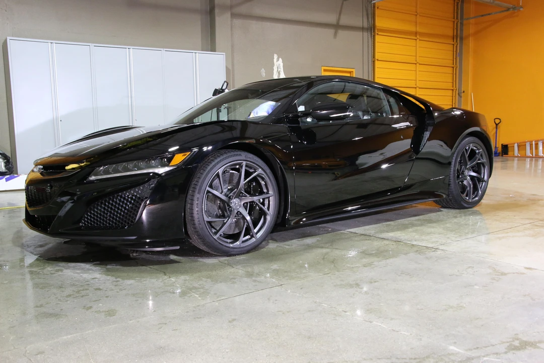 2017 Acura NC1 NSX - Image 25 of 31