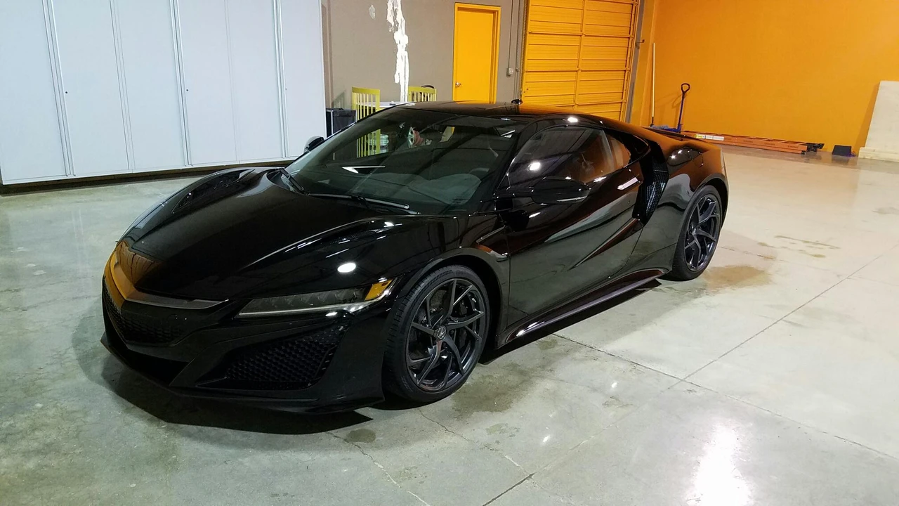 2017 Acura NC1 NSX - Image 24 of 31