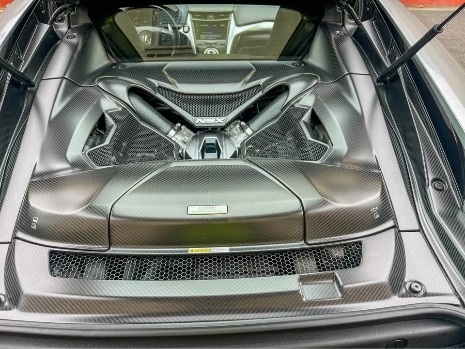 2017 Acura NC1 NSX - Image 10 of 11