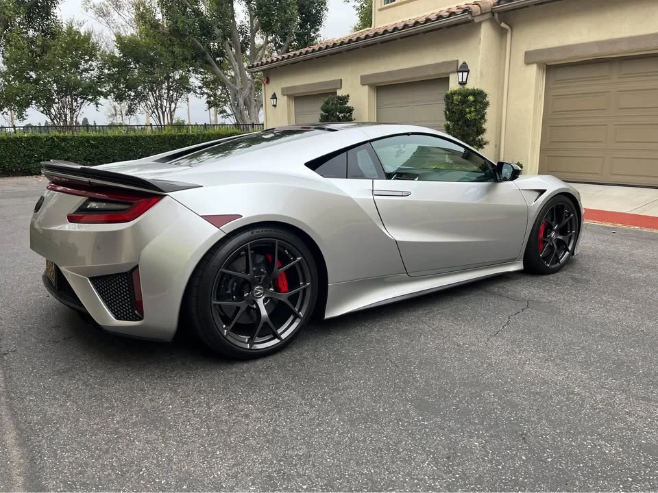 2017 Acura NC1 NSX - Image 4 of 11