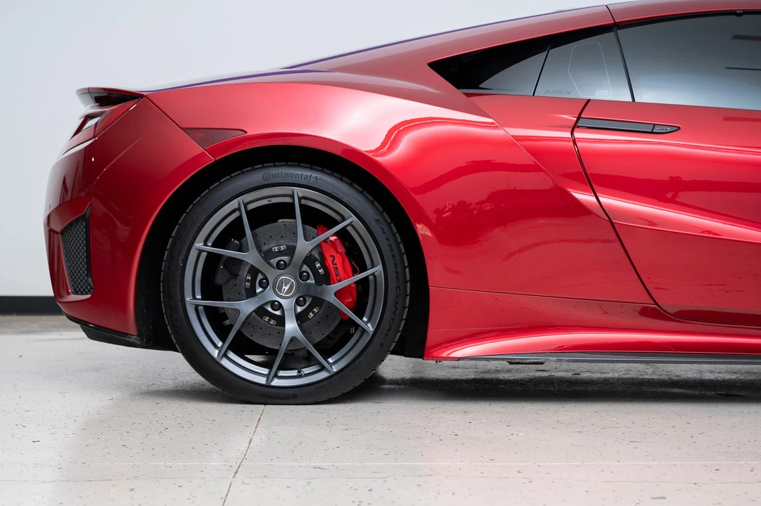 2017 Acura NC1 NSX - Image 25 of 31